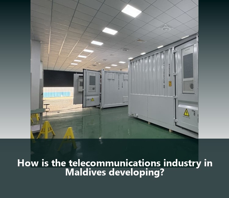 How is the telecommunications industry in Maldives developing?